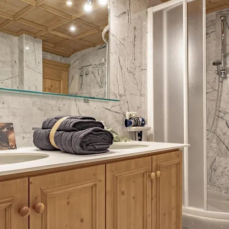 Kitz Hills Mondschein 키츠부헬